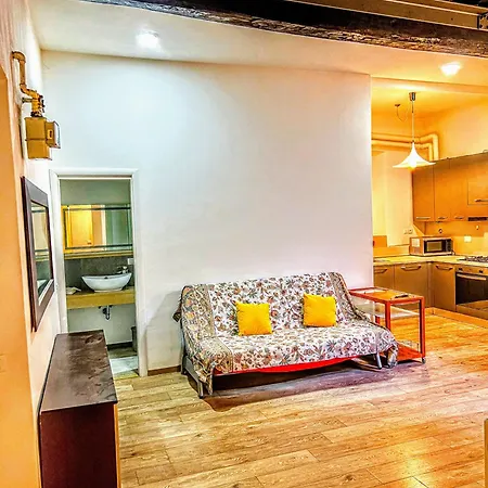 -the Old Town Quarry- Centro Apartmán Carrara